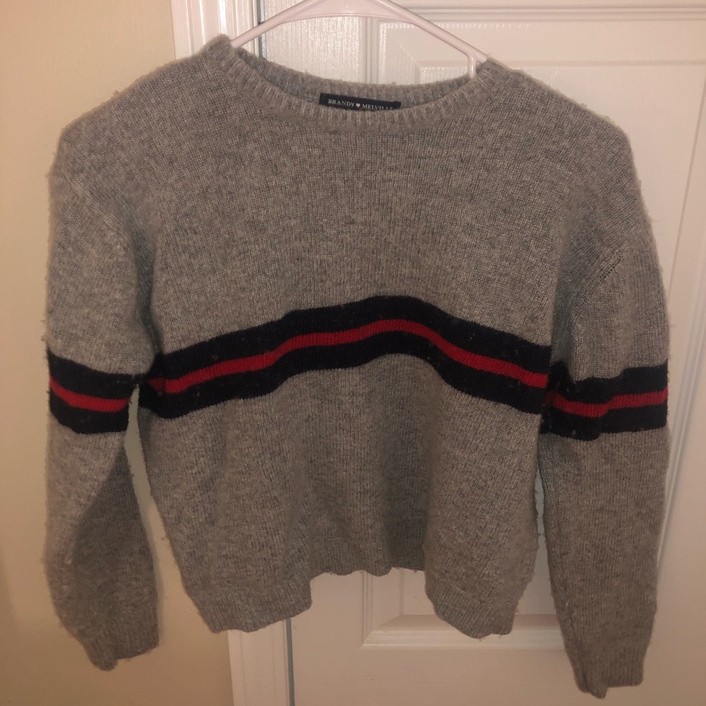 Brandy Melville cropped sweater
